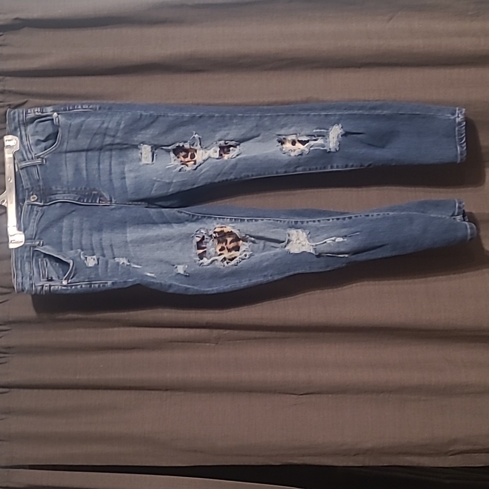 Size 1x Distressed Judy Blues with leopard print